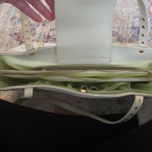 Purse - Picture 3 of 3